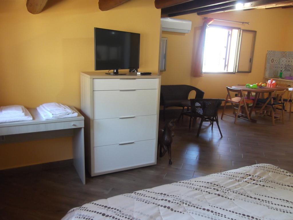 Zu Pippinu Appartement Castellammare del Golfo Buitenkant foto